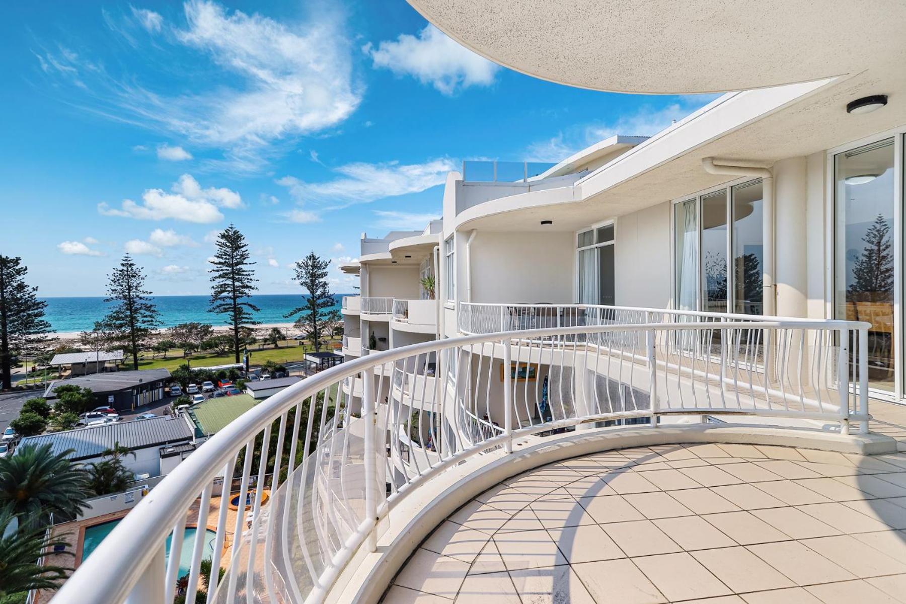 Kirra Beach Apartments Gold Coast Exterior photo